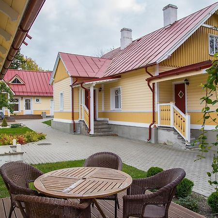 Posti Hostel Kärdla Exterior photo