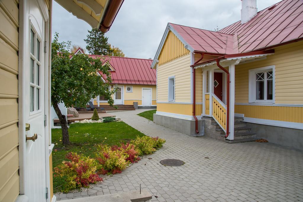Posti Hostel Kärdla Exterior photo